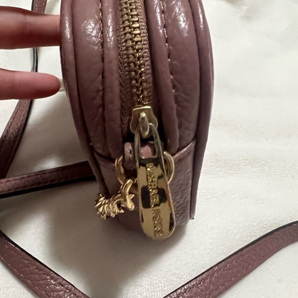 Michael Kors Small Crossbody in Mauve - Picture 8 of 9